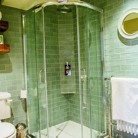 Πανδοχείο The 3*