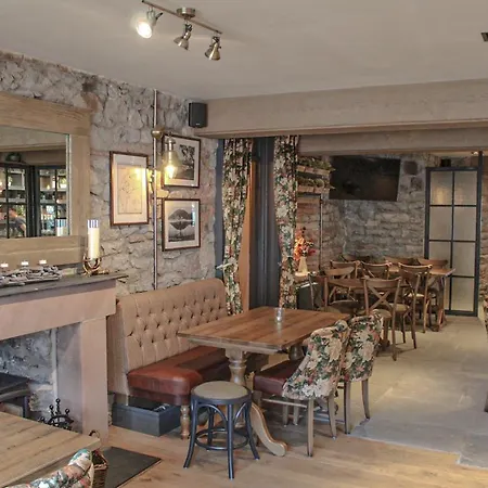 The 3* Pooley Bridge