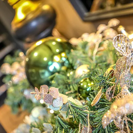 Kro The Pooley Bridge